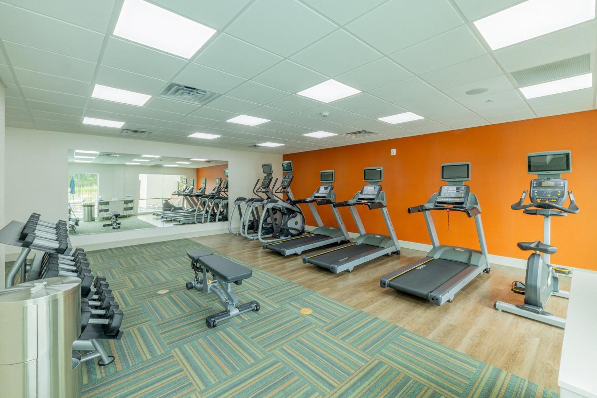 Holiday Inn Express & Suites - Lindale By Ihg Exteriör bild